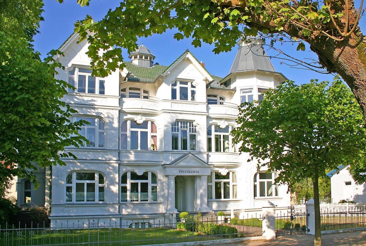 Villa Germania 06 제바트헤링스도르프 외부 사진
